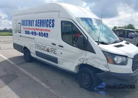 2015 Ford Transit-250 z USA, uszkodzony, nr VIN 1FTYR3XM0FKA16246